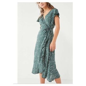 Urban outfitters wrap floral midi